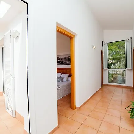 Villa Con Piscina En